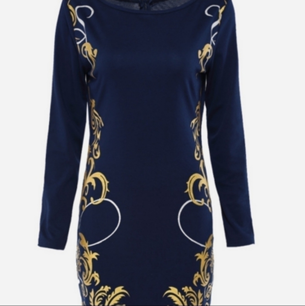 Amika Fashion Sexy Bodycon midi dress size Small NWT hourglass figure